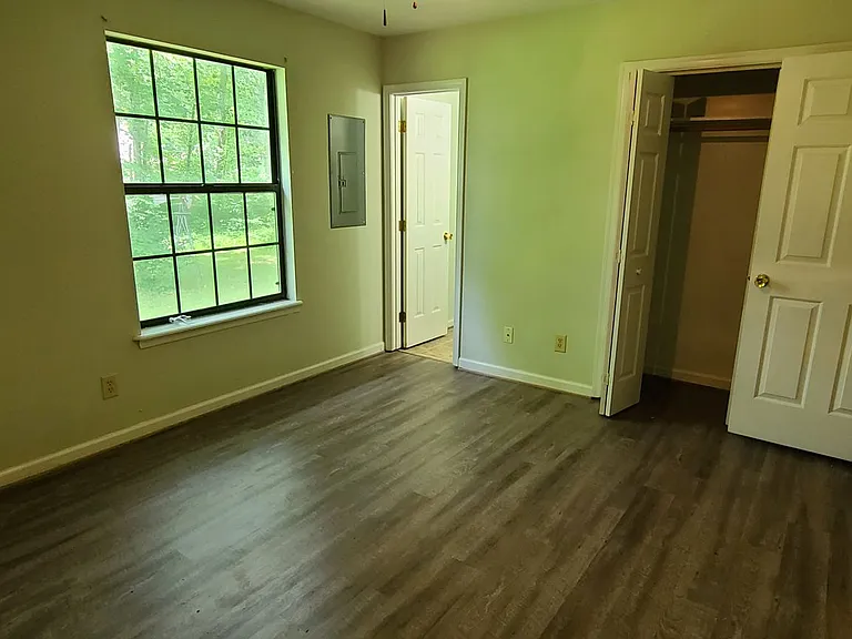 501 Jefferson Woods Dr — Photo 12