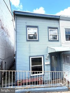 526 S 11th St, Reading, PA, 19602