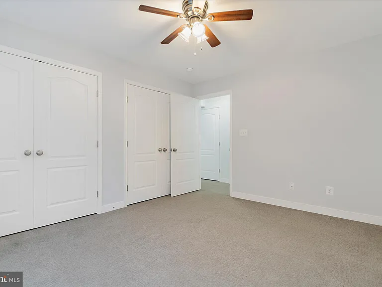 132 Pineview Ave #B — Photo 36