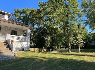 702 Water St, Harrisburg, IL 62946