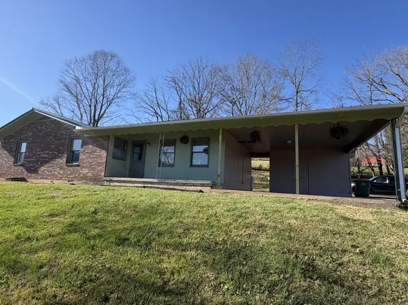 299 Duff St, Pennington Gap, VA 24277