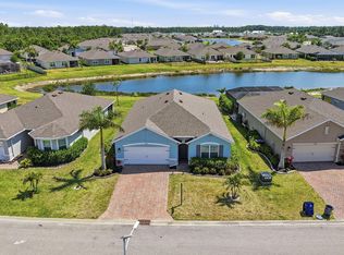 8909 Cascade Price Cir, North Fort Myers, FL 33917