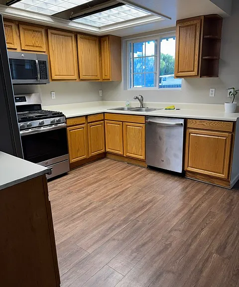 502 S 96th Ave — Photo 3
