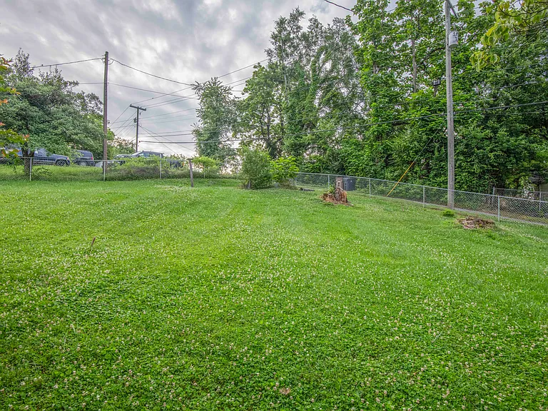 206 Chickamauga Ave — Photo 37