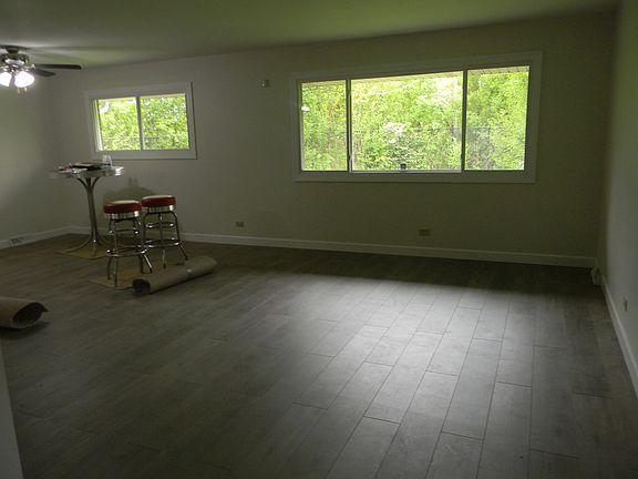 4th image of 650 Beau Dr