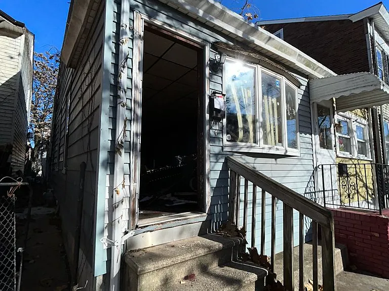 104 Fulton St — Photo 7