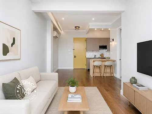 6080 Myrtle Ave #3C Photo 1