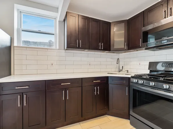 6705 13th Avenue image 3 of 13