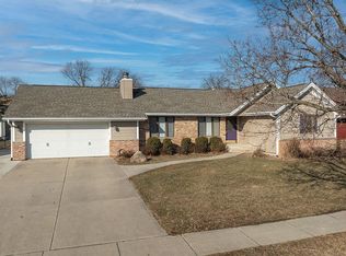 6009 Purple Dr NE, Cedar Rapids, IA 52402