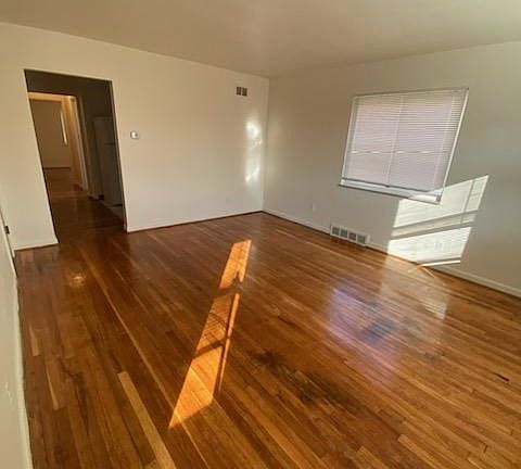 3rd image of 3588 Schwartze Ave #4