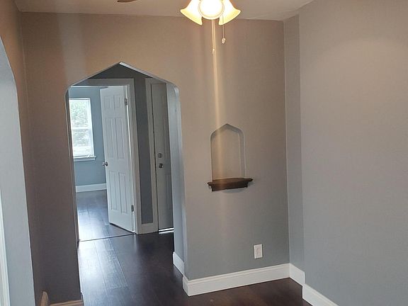 4th image of 5536 Chippewa St APT 2E