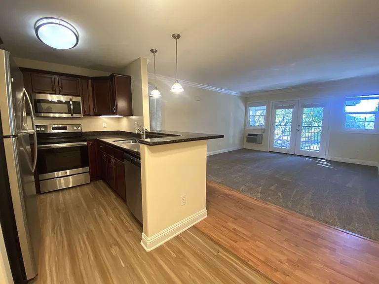 506 Canyon Dr #52 — Photo 5