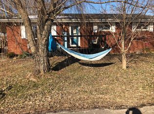 628 4th St, Belpre, OH 45714