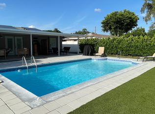1640 N Flossmoor Rd, Fort Myers, FL 33919