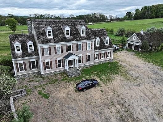 4th image of 19972 Willowin Farm Ln