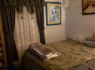 1128 Hathaway St, La Marque, TX 77568