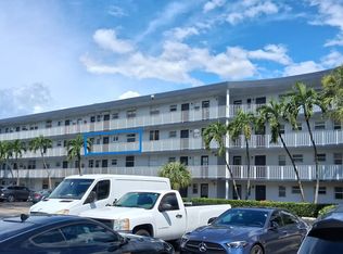 443 NE 195th St APT 343, Miami, FL 33179
