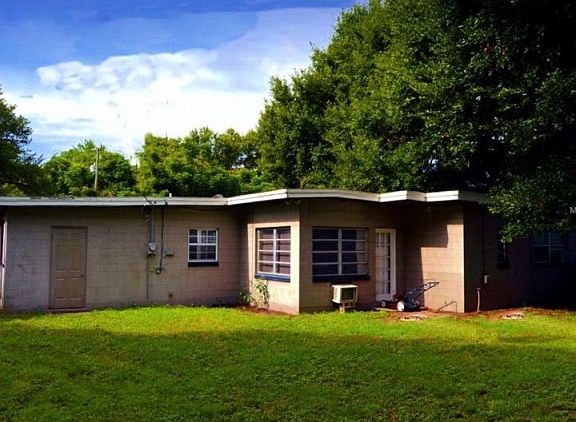 2nd image of 3507 Ellen Dr