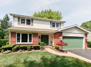 1704 N Beech Rd, Mount Prospect, IL 60056