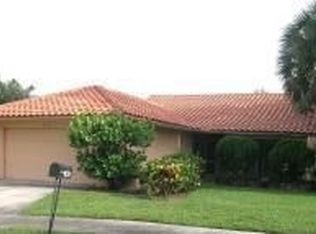 7443 Silver Woods Ct, Boca Raton, FL 33433