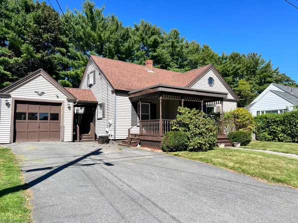 15 Collette Street, Waterville, ME 04901