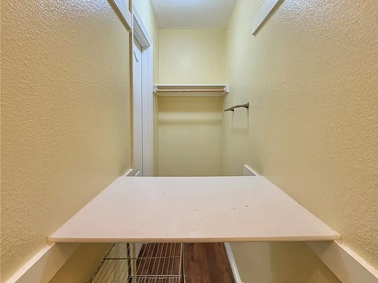 650 Oakmont Ave #2113 — Photo 16