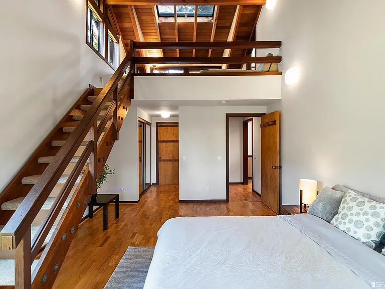7068 Sayre Dr — Photo 14