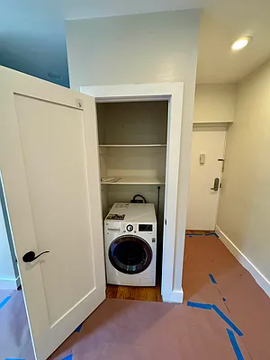 Rented by Max Apt LLC | media 8