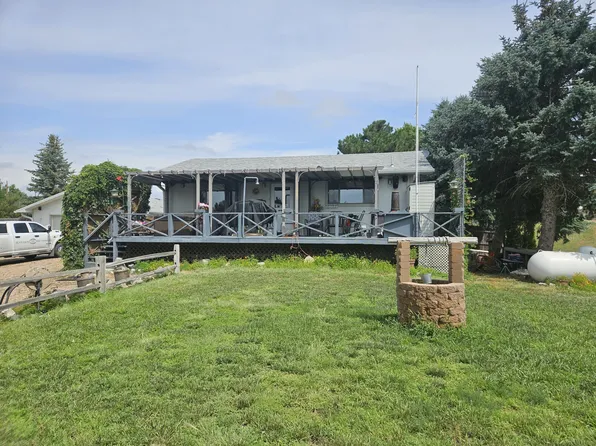 29 Yucca Hts #2, Lemoyne, NE 69146