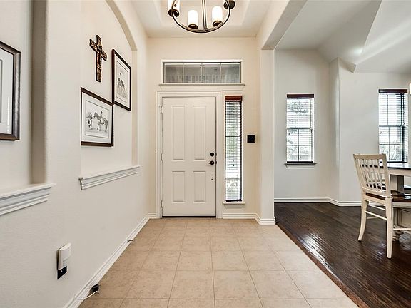 5th image of 3205 Gidran Dr