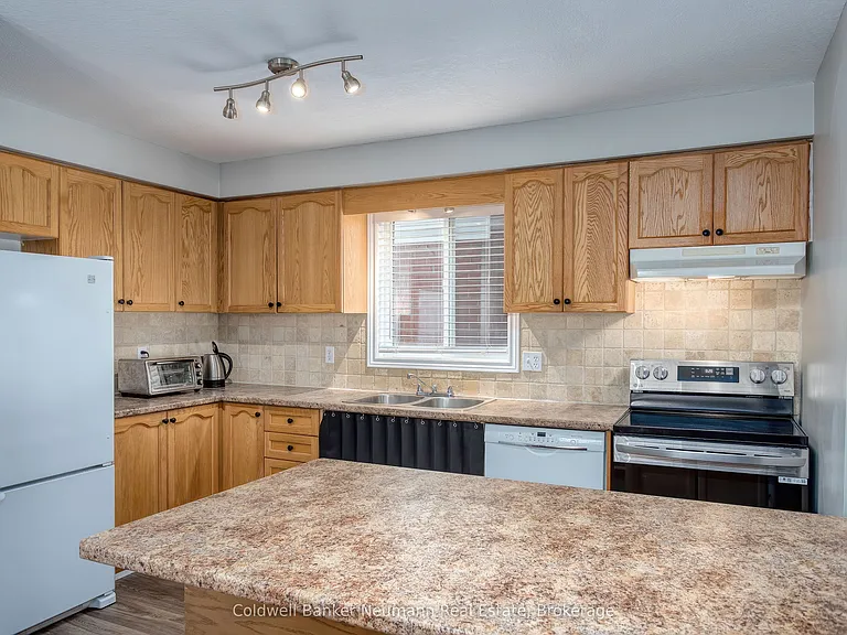 10 McGarr Dr — Photo 11