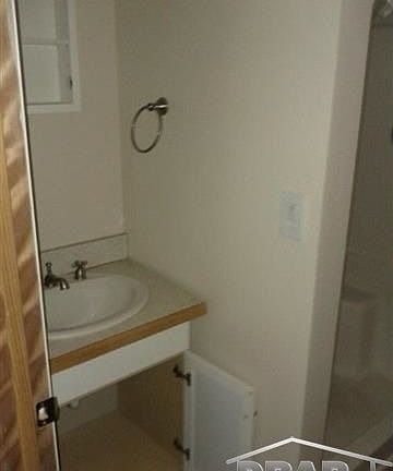 5th image of 13168 Jobin St