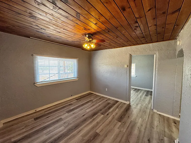 426 Headingly Ave NW #A — Photo 6
