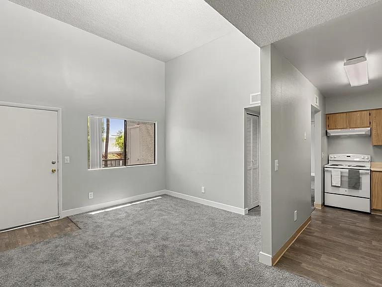 Acacia Hills — Photo 9