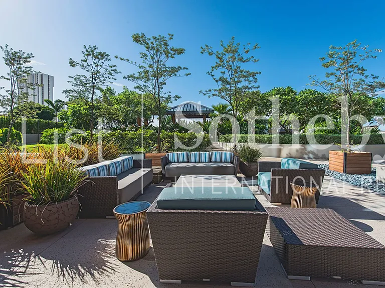 1555 Kapiolani Blvd #910 — Photo 24