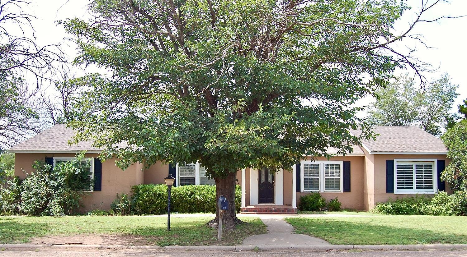 712 11th St, Shallowater, TX 79363 Zillow