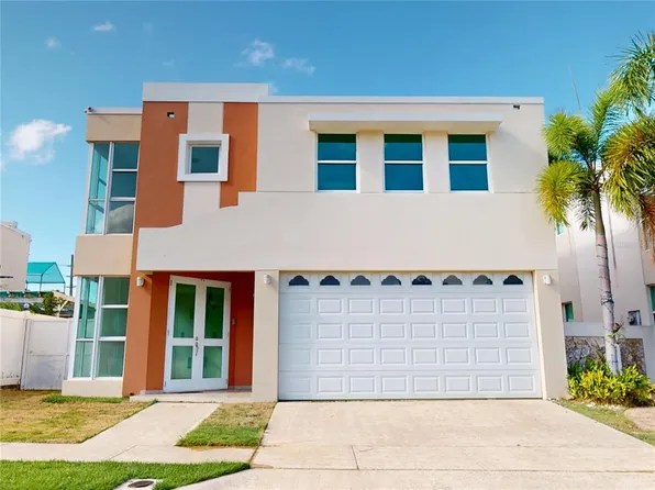 B 35 Calle Cuarzo Urb Mirabella Village & Clb, Bayamon, PR 00960