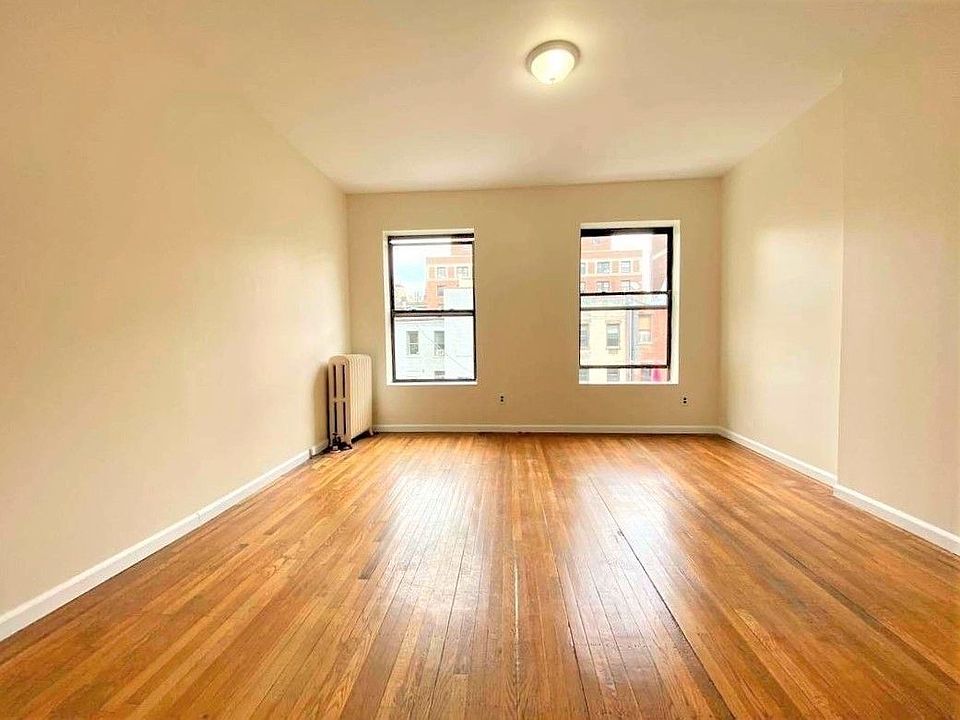 1st image of 147 W 72nd St #4F