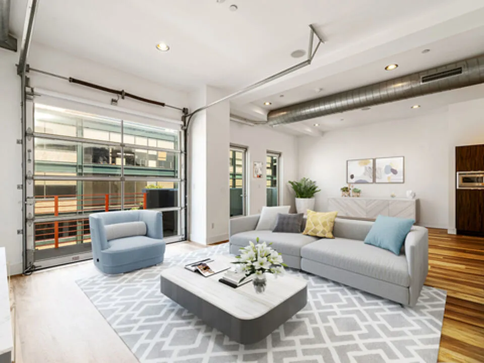 212 Marine St #305
