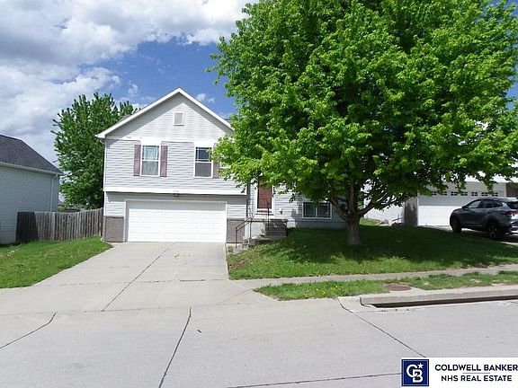 2nd image of 5381 S 194th St