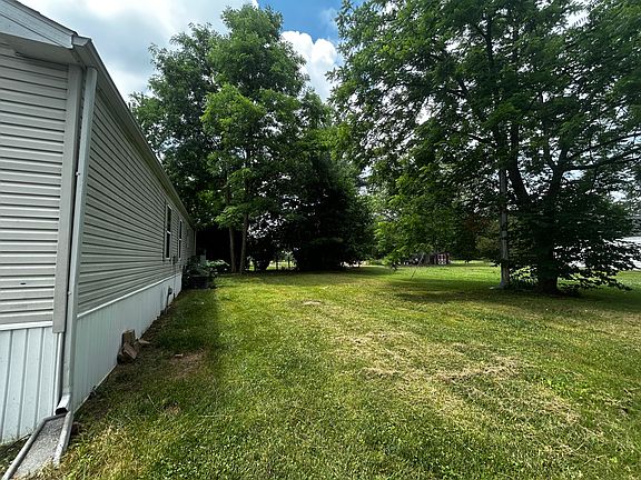 2nd image of 904 Middleway Pike