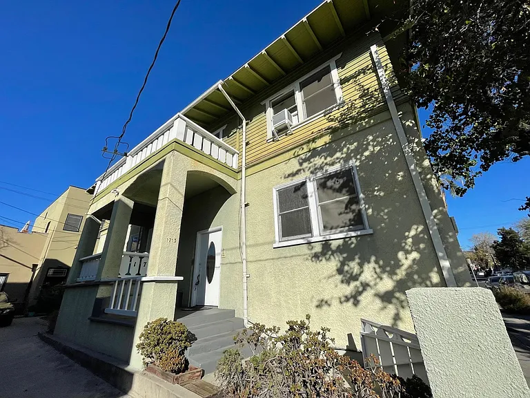 1715 Rodney Dr #1 — Photo 19
