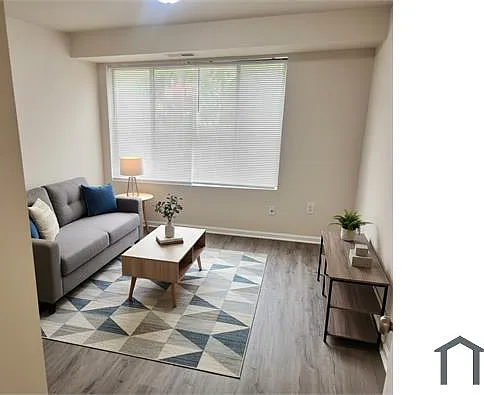 706 Brandywine St SE #202