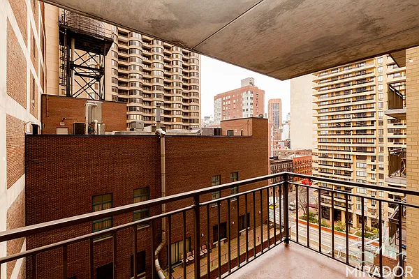 Rented by Mirador Real Estate | media 4