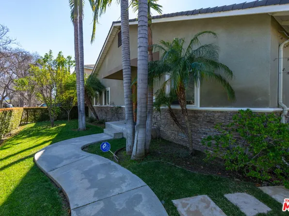 6957 Enfield Ave, Reseda, CA 91335