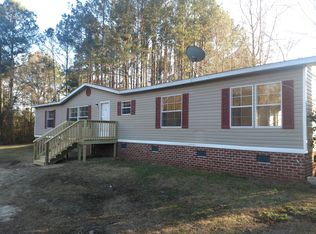 356 Oakwater Dr, Cameron, NC 28326