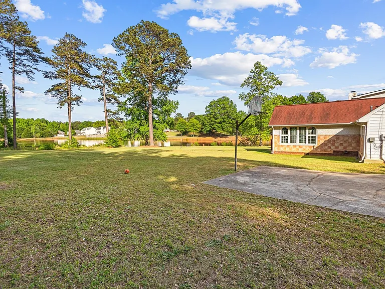 Jonesboro Rd — Photo 8