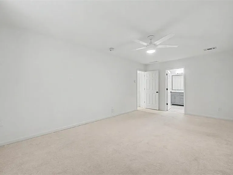 3868 Emerson St — Photo 24