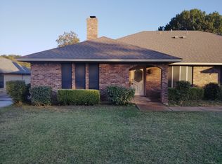 5701 Ridgerock Rd, Fort Worth, TX 76132