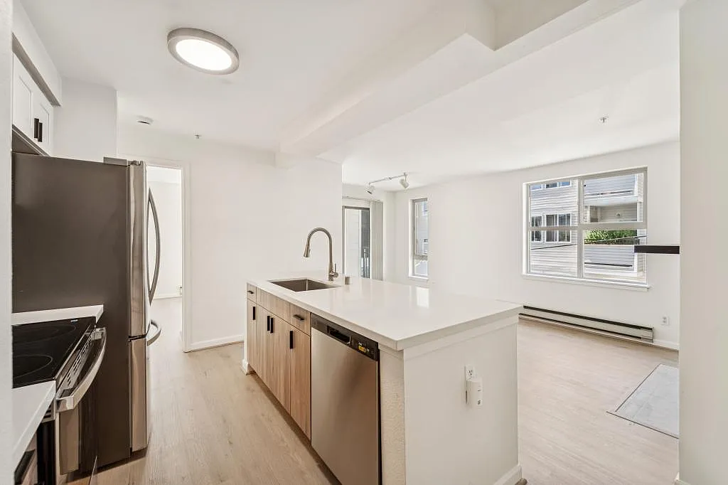 Hayes Court - 2 bedrooms — Photo 3